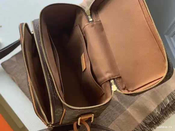 WIS BAG VUITTON LOUIS TOILETRY 0421
